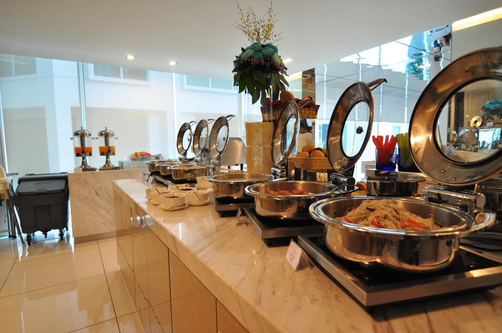 Damas Suites&Residences Kuala Lumpur Exterior foto